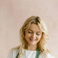 Elena · Pastry & orders